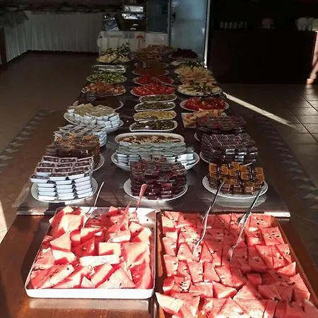 Hotel Gloriatibi Bizimtepe 2*