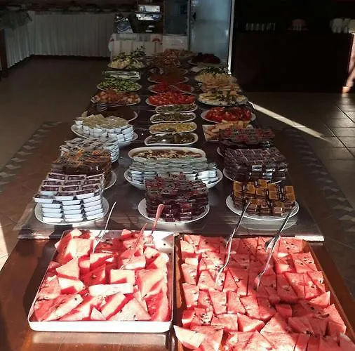 Hotel Gloriatibi Bizimtepe 2*