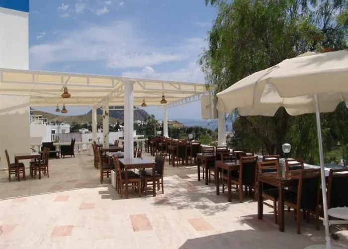 Hotel Gloriatibi Bizimtepe 2*